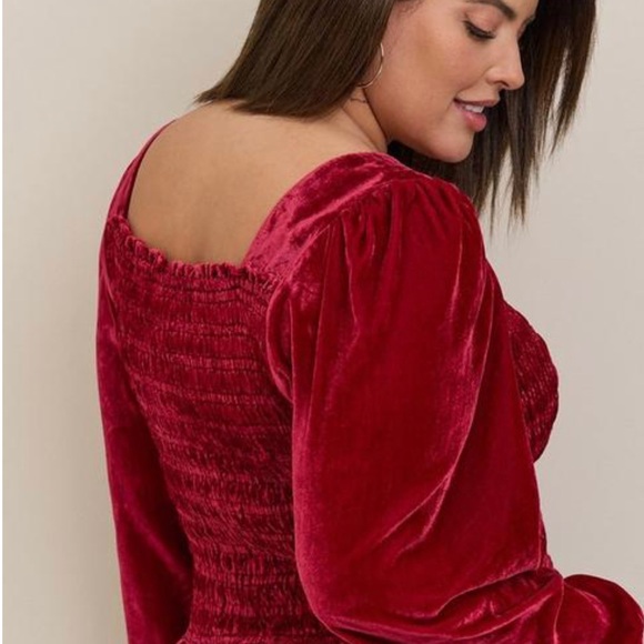 Blouse - Picture 2 of 3